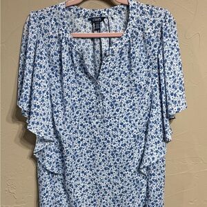 Chaps Blue & White Flutter Sleeve Ruffled Blouse